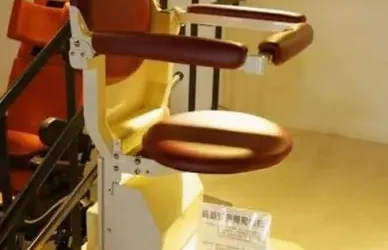 騰城樓梯升降椅CF-120 – 宜蘭客人的見証