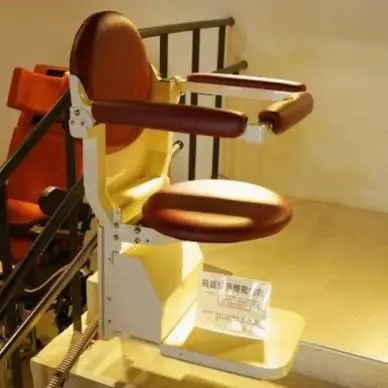 騰城樓梯升降椅CF-120 – 宜蘭客人的見証