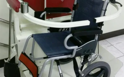 最小型可乘輪椅之樓梯升降平台CF150台中朱先生