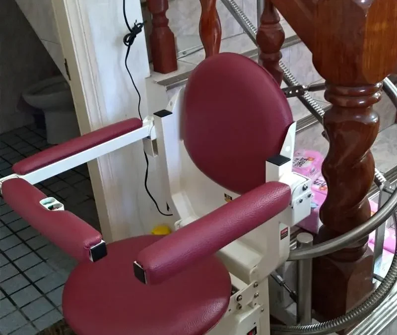 澎湖尖山村王家樓梯升降椅