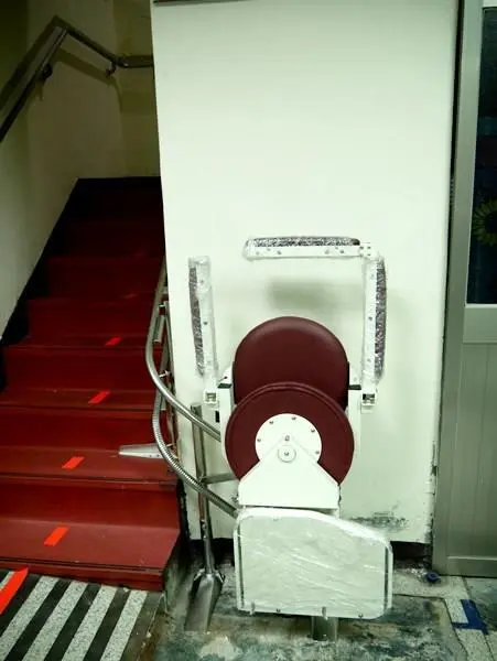 起點90度樓梯升降椅